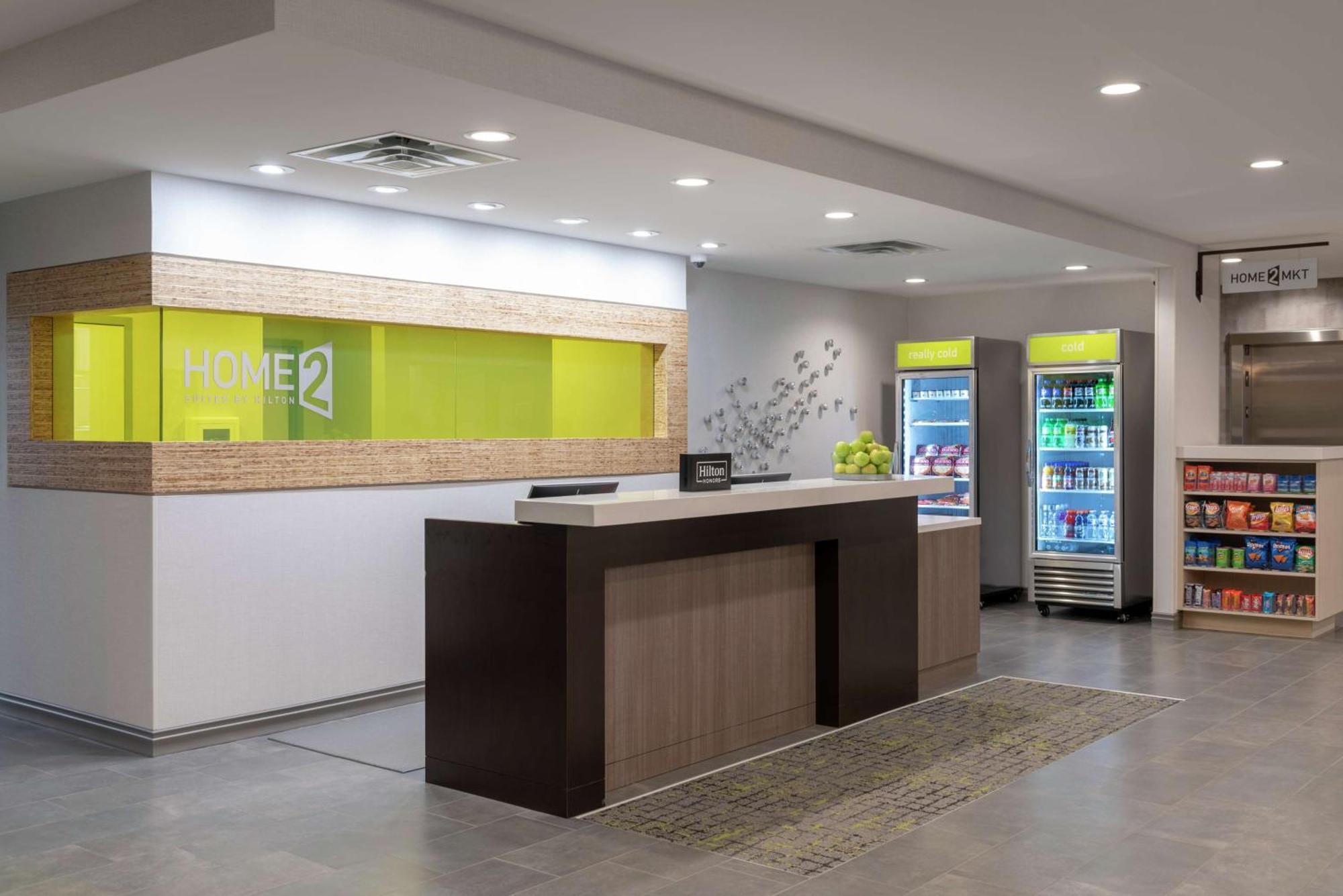 Home2 Suites By Hilton Indianapolis Airport Buitenkant foto