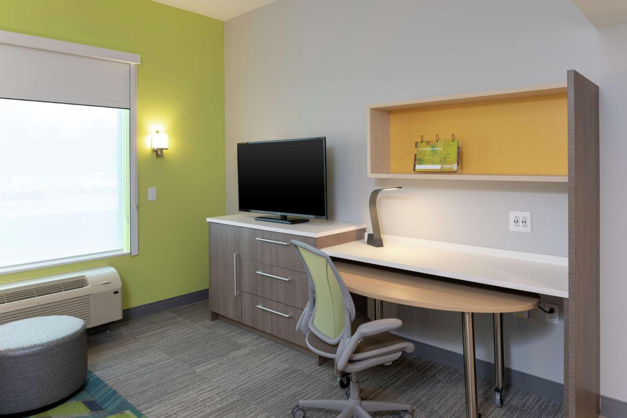 Home2 Suites By Hilton Indianapolis Airport Buitenkant foto